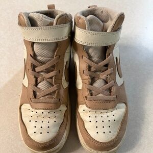girls nike court borough mid shoes
